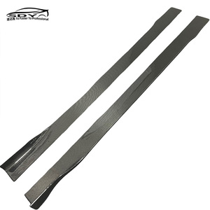 Falda lateral de fibra de carbono de alta calidad de <span class=keywords><strong>longitud</strong></span> personalizada general modificada falda lateral larga para <span class=keywords><strong>mercedes</strong></span>-benz BMW Audi - Product Image 3