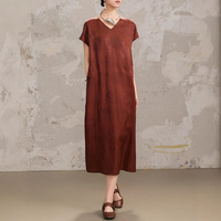 Nouvelle robe en brocart rouge de style chinois pour femmes, collection été 2026, nouvelle arrivée, parure de fête chinoise traditionnelle.