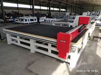 Máquina de Corte de Vidrio CNC Avanzada con Función de Inclinación y Rotura con Servo Siemens