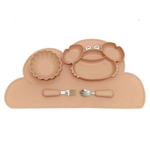 Juego de 5 Platos de Silicona con Diseño de Nube para Niños, Plato con Succión Manual, Cuchara de Dibujos Animados, Vajilla para la Hora de Comer del Bebé - Product Image 4