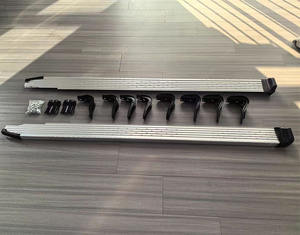 Marchepieds latéraux (2 pièces) pour Toyota Land Cruiser Série 70 LC70 LC76 LC79 – Vente directe usine - Product Image 2