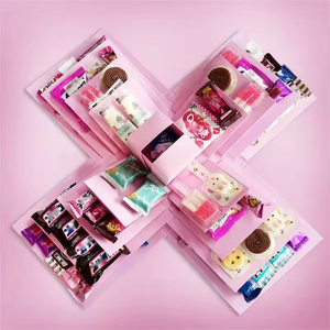 Scatola Regalo Esplosiva con Motivo a Cuore e Farfalle Volanti - Giocattoli e Fiori per Celebrare Donne, Uomini, Migliori Amici, Mamma, San Valentino - Product Image 2