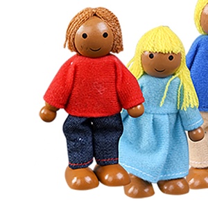 Poupée de famille conçue avec une maison de poupée, jeux de rôle, poupée pour enfants - Product Image 3