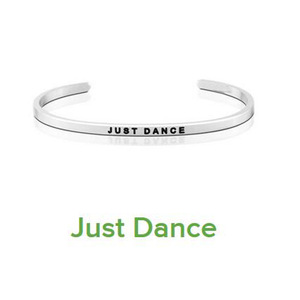 Brazalete Personalizable de Acero Inoxidable de 4mm, Brazalete Grabado con Frases Inspiradoras como 'Eres Suficiente' - Product Image 3