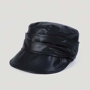 Nouvelle Arrivée Automne Hiver Casquette Gavroche en Cuir PU pour Femme et Fille – Élégante, Tendance, Chapeau Béret à Calotte Plate - Product Image 1