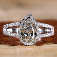 Bague de fiançailles en or massif 14K/18K avec diamant de laboratoire CVD/HPHT VVS certifié IGI, taille poire 0,5-3 carats, design halo à branches fendues et pavé