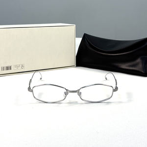 <span class=keywords><strong>Gafas</strong></span> <span class=keywords><strong>de</strong></span> Sol Retro <span class=keywords><strong>de</strong></span> Titanio para <span class=keywords><strong>Mujer</strong></span>, Modelo MM218, <span class=keywords><strong>Modernas</strong></span> y Elegantes con Lentes UV400, Montura Irregular, <span class=keywords><strong>Gafas</strong></span> Monster para Hombre y <span class=keywords><strong>Mujer</strong></span> - Product Image 5