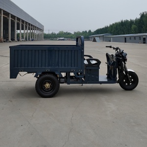 Tricycle de transport électrique bleu marine avec benne ouverte ondulée, essieu arrière à ressorts à lames, capacité de charge de 400 kg, vitesse de 30-50 km/h, idéal pour la ferme laitière et le transport du lait - Product Image 4