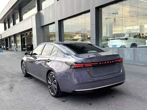 <span class=keywords><strong>Voiture</strong></span> d'<span class=keywords><strong>occasion</strong></span> quasi neuve Nissan Teana, présentée en salle d'exposition avec procédures complètes, intérieur spacieux et configurations riches - Product Image 4