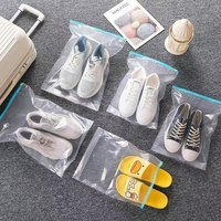 Vente en gros de sacs en plastique transparent imprimés personnalisés avec propre logo pour l'emballage des chaussures, des chaussettes et des vêtements