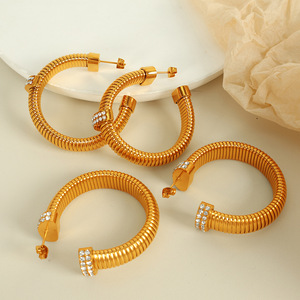 Pendientes de Aro de Aleación de Zinc Dorada con Incrustaciones de Diamantes de Imitación, Joyería de Moda para Mujer, Uso Diario - Product Image 1