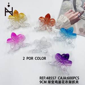 Pinza para el pelo con diseño de frangipani de 9 cm, con degradado de colores, para mujer, accesorio de moda. - Product Image 1