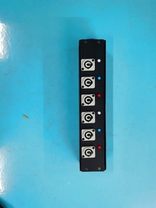 SX Hộp Chia Đôi Powercon Cho Loa Chiếu Sáng Màn Hình Led Sân Khấu - Product Image 2