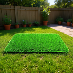 Tapis en gazon artificiel 10 pieds x 6 pieds, 2 cm d'épaisseur, vert, pour extérieur, jardin, balcon, avec trous de drainage, polyéthylène durable - Product Image 2