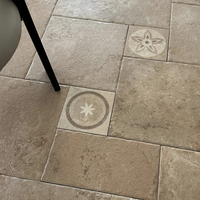 Dalles de pavage en pierre naturelle, calcaire blanc, calcaire beige Porto, pavés en calcaire du Portugal, pavés d'extérieur de haute qualité