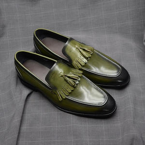 Zapatos casuales de negocios de alta gama, de nuevo estilo, hechos de cuero genuino y con una superficie lisa, adecuados para hombres. - Product Image 2