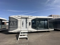 Maison Capsule A5 28 m² Préfabriquée, Maison Mobile Intelligente, Kit de Maison Préfabriquée avec Vitrage à 270 Degrés pour Villa