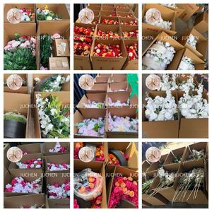 Arco Artificiale per Matrimoni, Gala Aziendali, Decorazioni Formali, Ghirlanda di Fiori Artificiali a Petali Spessi, Decorazione Nuziale a Strati Completi - Product Image 5