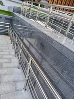 Blocs de granit noir sésame de carrière, 3-8 tonnes, pour traitement en usine, prix usine