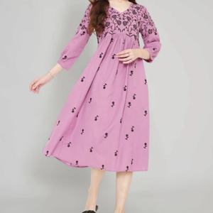 ชุดเดรสผ้าฝ้ายลินินทรงเอ สไตล์ลำลอง คอวี แขนยาว ความยาวปานกลาง เหมาะสำหรับวันหยุดฤดูร้อนสำหรับผู้หญิง  ปรับแต่งได้ตามต้องการ - Product Image 3