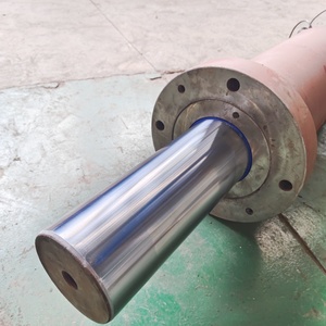 Presse hydraulique à quatre colonnes Y32-315T avec PLC et moteur pour l'estampage de pièces automobiles - Product Image 5
