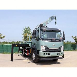 Camion grue lourd 4x2 Chenglong L3 avec flèche de 8 tonnes Changxing, levage stable et fonctionnement fiable pour le transport de marchandises - Product Image 6