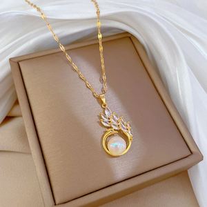 Collier Pendentif Micro Diamant Exquis pour Femme, Tendance, en Acier Inoxydable, Motif Sirène Paon, Style Internet Fashion - Product Image 2