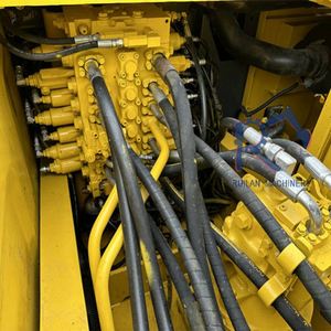 Excavatrice Komatsu PC128u d'occasion, 12 tonnes, 90% neuve, d'origine, avec EPA CE, excavatrice d'occasion de 12 tonnes à vendre - Product Image 6