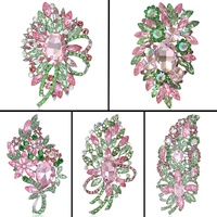 US voor kleurcombinatie grensoverschrijdende kristallen glazen broche met bloemenmotief roze groen voor bruiloft - prachtig kledingaccessoire voor dames
