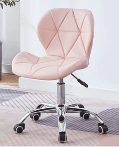 Fauteuils pivotants de coiffeur et de manucure Mia roses – Nouveaux fauteuils modernes pour événements, chaises à roulettes pour salle à manger - Product Image 5