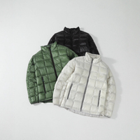 Veste d'hiver ample pour homme style urbain avec broderie, motif lettres, écusson 3D et poches