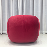 Fauteuil pivotant individuel en tissu rouge style crème, avec rembourrage en éponge, idéal pour salon, chambre et balcon (OEM)
