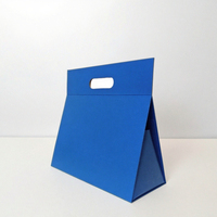 Boîte d'emballage en papier de carton texturé pliant magnétique personnalisé Boîte de parfum cadeau triangulaire de 150 ml