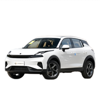 Lynk Co 06 1.5T DCT SUV Véhicule intelligent de luxe compact pour les acheteurs étrangers