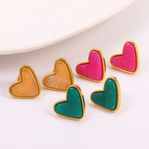 Boucles d'oreilles clous tendance JUSNOVA Dainty <span class=keywords><strong>Love</strong></span>, plaquées or, en acier inoxydable avec cœur rouge et vert, bijoux pour femmes, cadeau de la Saint-Valentin - Product Image 3