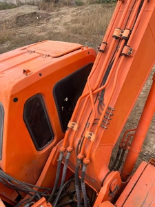 รถขุดไฮดรอลิก Doosan DH225LC-7 ขนาด 21.5 ตัน ใช้เครื่องยนต์ Isuzu พร้อมส่งออก รุ่นปี 2024 เกียร์และปั๊ม - Product Image 6