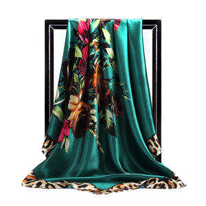 Leopardo Stampato Floreale di Modo Sciarpa di Seta Foulard Scialle In Raso Sciarpe Grande Formato 90*90cm Piazza Dei <span class=keywords><strong>Capelli</strong></span> Testa Sciarpe donne <span class=keywords><strong>Bandana</strong></span> - Product Image 3