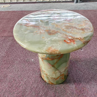 Table d'appoint ronde en marbre vert 750 mm, style côtier australien moderne, table en pierre sur piétement organique, table d'appoint de luxe AU EAU