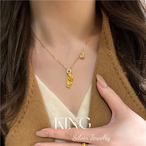 Collier pendentif Koi en argent sterling S925 plaqué or, style chinois, pour un usage quotidien, unisexe, de la marque King Silver Jewelry - Product Image 4