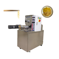 Machine à pâtes fraîches spaghetti et macaroni 30-40 kg/h pour hôtels et restaurants