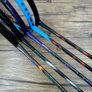 ไม้แบดมินตัน Unbranded <span class=keywords><strong>88D</strong></span> Pro คาร์บอนไฟเบอร์โมดูลัสสูง โครงสร้างไอโซเมตริก หัวหนัก <span class=keywords><strong>4U</strong></span> สำหรับเกมรุก ขายส่ง OEM - Product Image 3