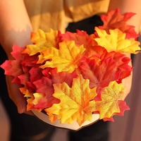 Feuilles d'érable artificielles de 8 cm, feuillage simulé, couleurs assorties, décoration d'automne, tissu en soie, pour café, bureau