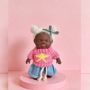 Grande poupée sensorielle en caoutchouc noir souple anti-stress, jouet à presser mignon et doux, petit cadeau Natasha - Product Image 1