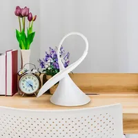 Lampu Meja LED Leher Angsa Modern Abadi Desain Fleksibel Putih Bertenaga Baterai 5V Rangka Plastik Tinggi 46cm Kamar Tidur & Ruang Tamu