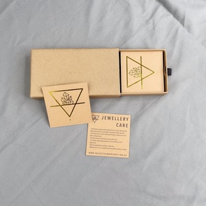 การ์ด350gsm คราฟท์สีน้ำตาลแบบไม่เหมือนใครต่างหูการ์ดธุรกิจคูปองทางธุรกิจกำหนดเองได้สำหรับขนาดเล็ก - Product Image 4