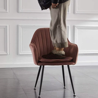 Fauteuil confortable Restaurant moderne velours chaise d'appoint Beige maison salon coussin chaises de salle à manger avec pieds en métal doré