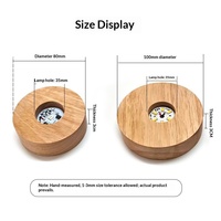 Base de lampe LED ronde en bois moderne avec télécommande, support d'affichage en cristal alimenté par batterie, support de boule de cristal de 6 cm et 8 cm, ornements en boule de cristal