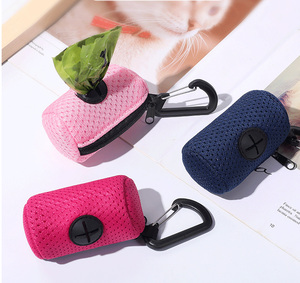 Dispensador de bolsas para caca de perro ecológico y portador de bolsas para caca de Mascota - Product Image 1