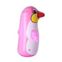 Sac de boxe de pingouin gonflable en PVC épaissi pour enfants sac de boxe en forme d'animal en plastique durable pour les tout-petits