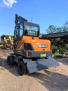 Excavatrice sur pneus Doosan DX60W, prix abordable, d'origine coréenne, 6 tonnes, occasion. - Product Image 2